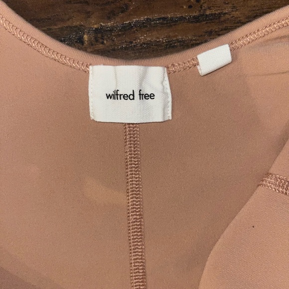 Aritzia, Wilfred, divinity romper 5”. Color beige - Picture 4 of 4